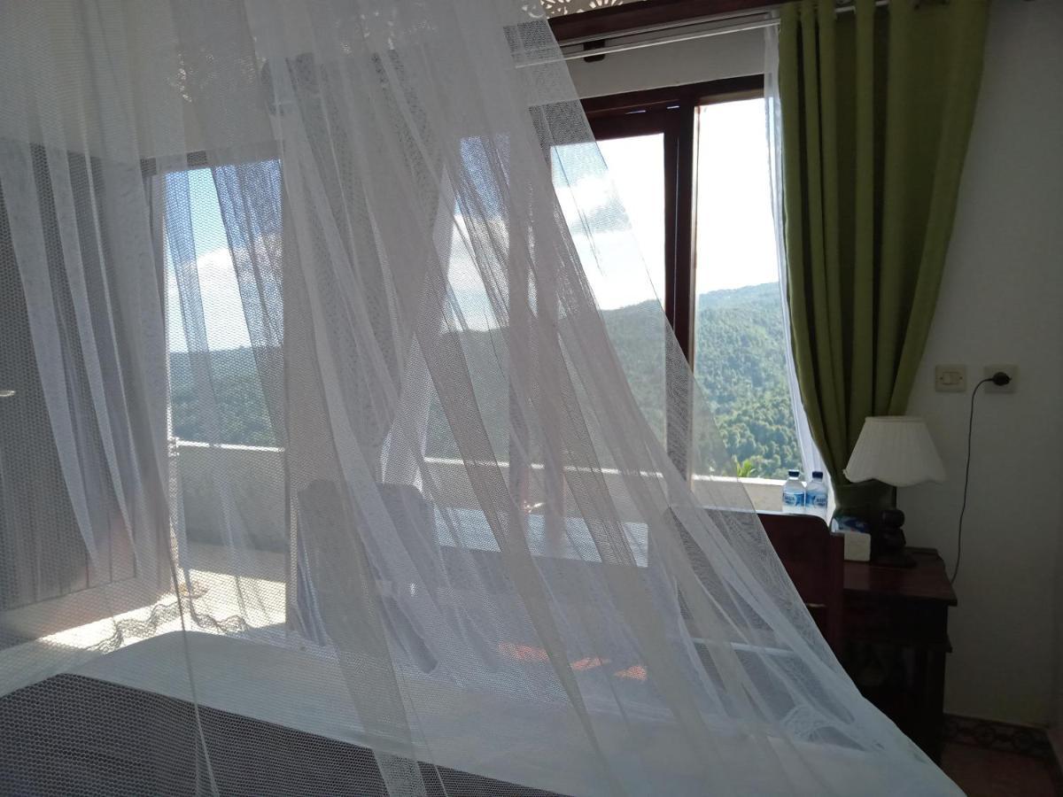 Aris Homestay And Warung Made Munduk Kültér fotó